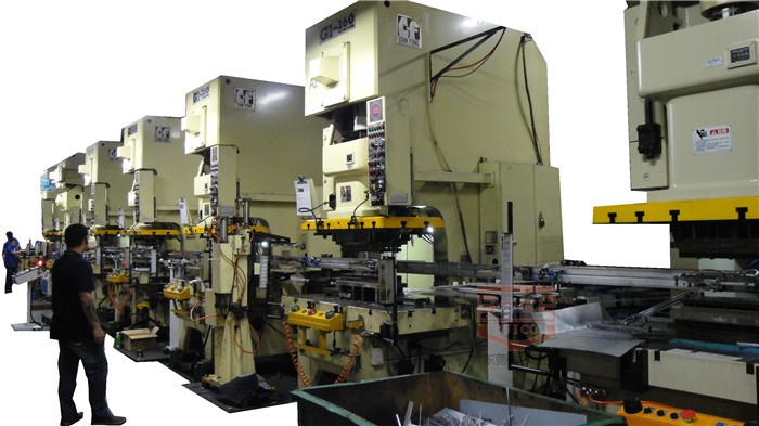 多機(jī)聯(lián)線(xiàn)連桿式機(jī)械手如何提高沖壓生產(chǎn)效率與產(chǎn)品質(zhì)量？